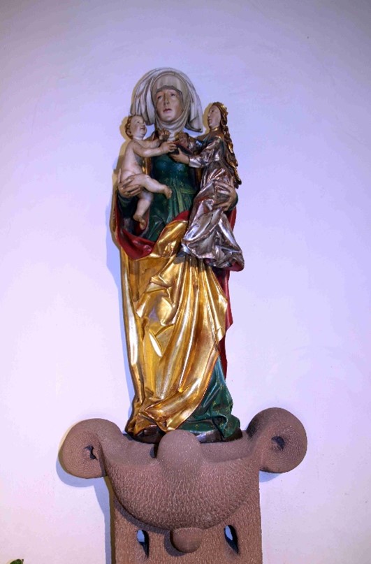 Figur der Anna selbdritt